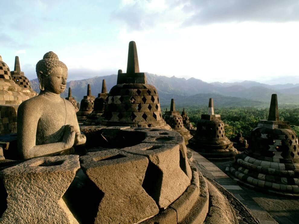 PT Groen realizuje pierwszy pilotazowy projekt konteneryzacji w Indonezji, wykorzystujac podziemne kontenery firmy CONTENUR