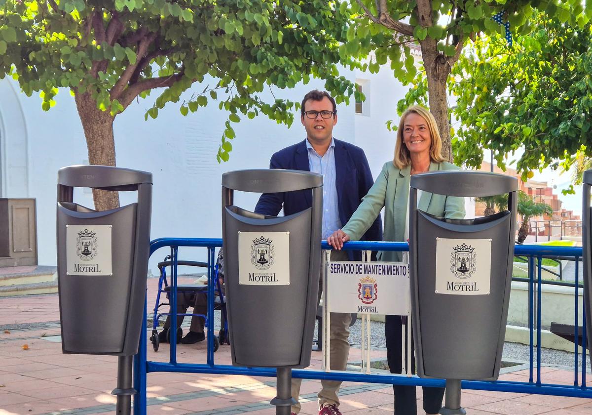 La paperera OMEGA arriba a tots els carrers i barris de Motril (Granada)