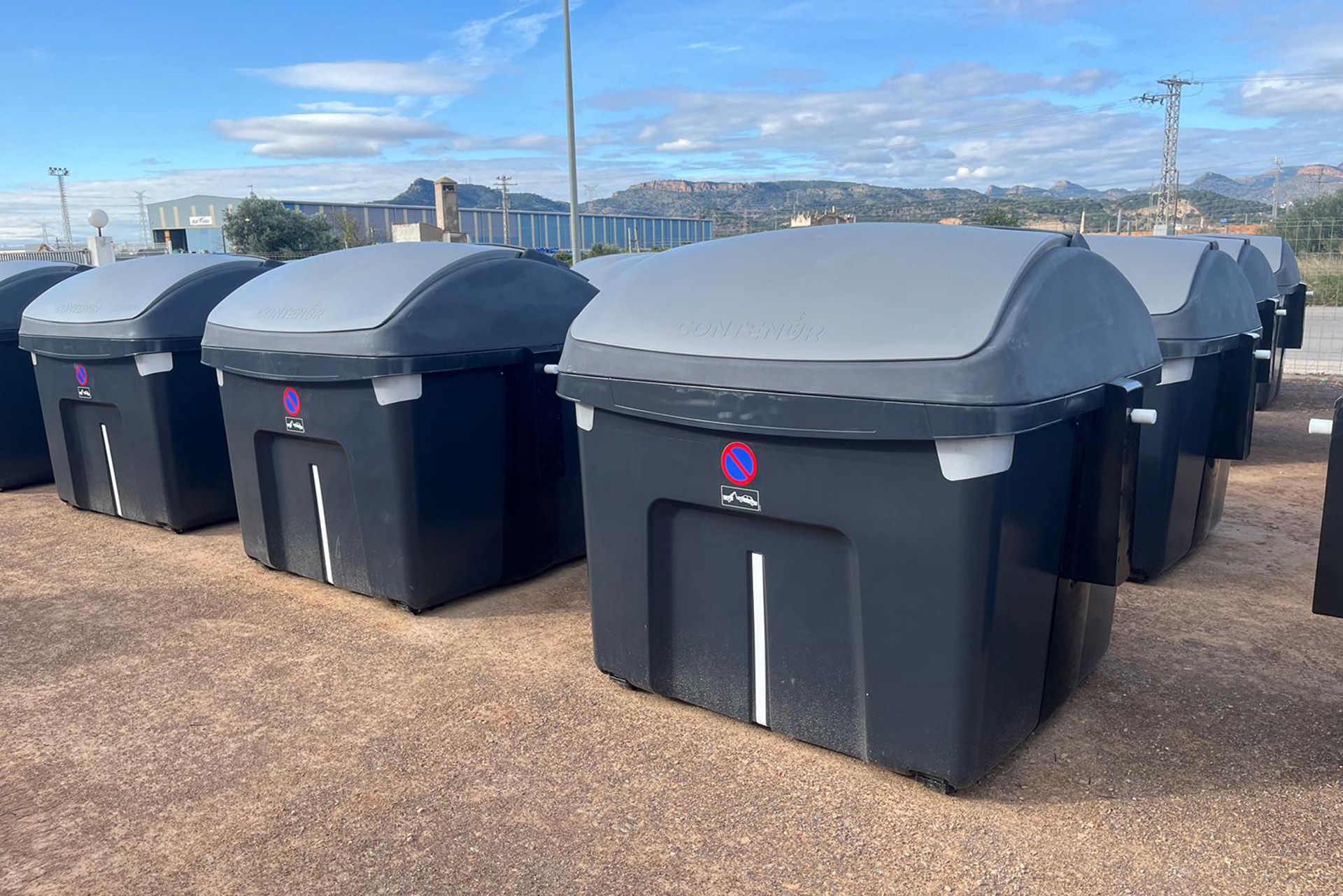 Més accessibilitat i eficiència en la recollida de residus després de la renovació del parc de contenidors de Sagunt