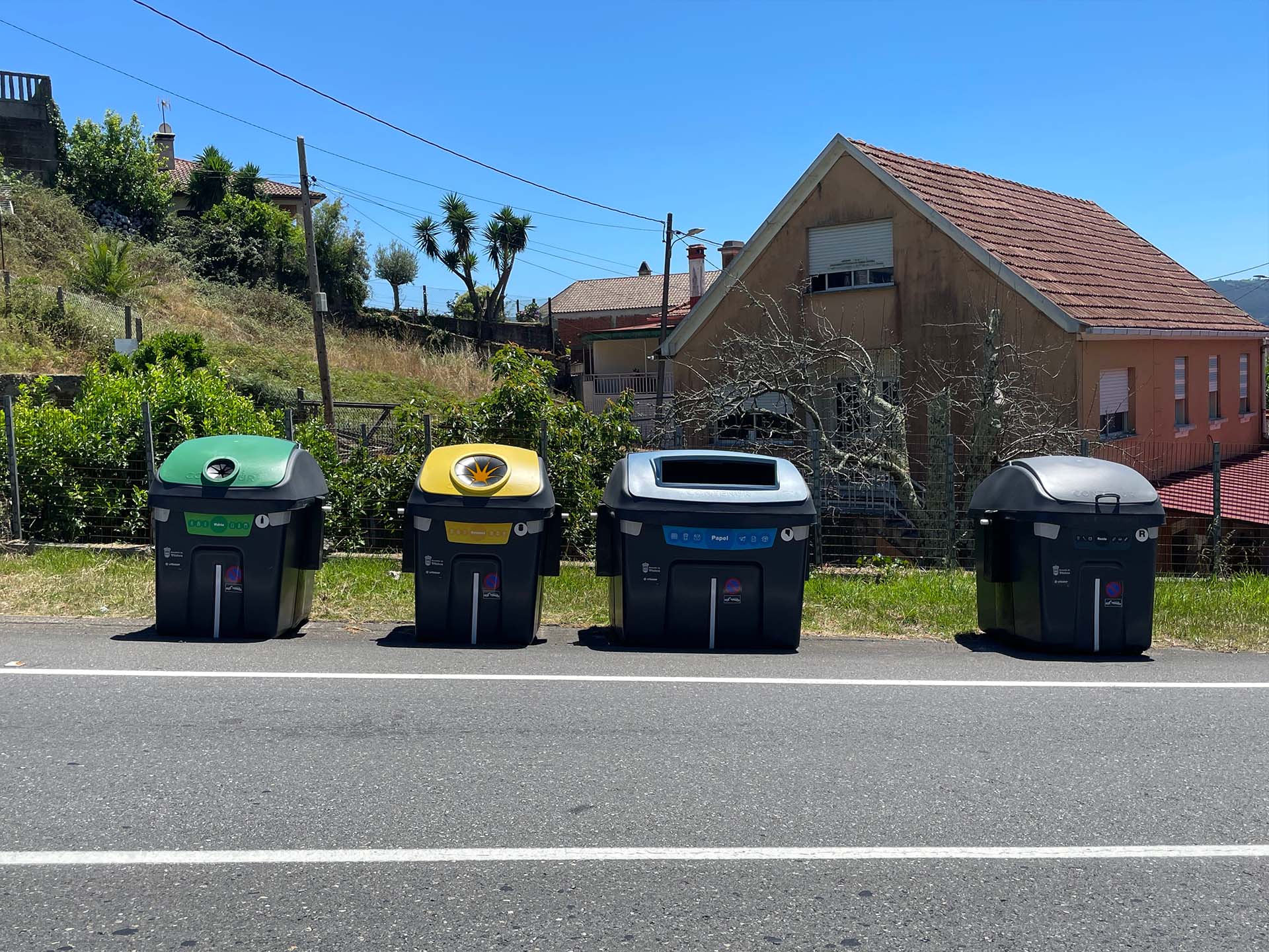 CONTENUR suministra nuevos contenedores de carga lateral para el municipio de Vilaboa (Pontevedra)