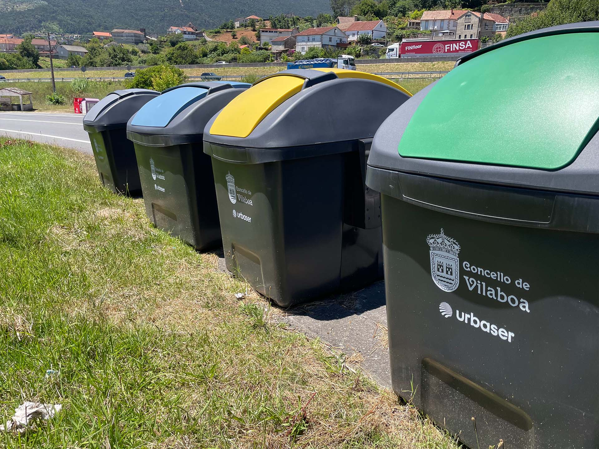 CONTENUR suministra nuevos contenedores de carga lateral para el municipio de Vilaboa (Pontevedra)