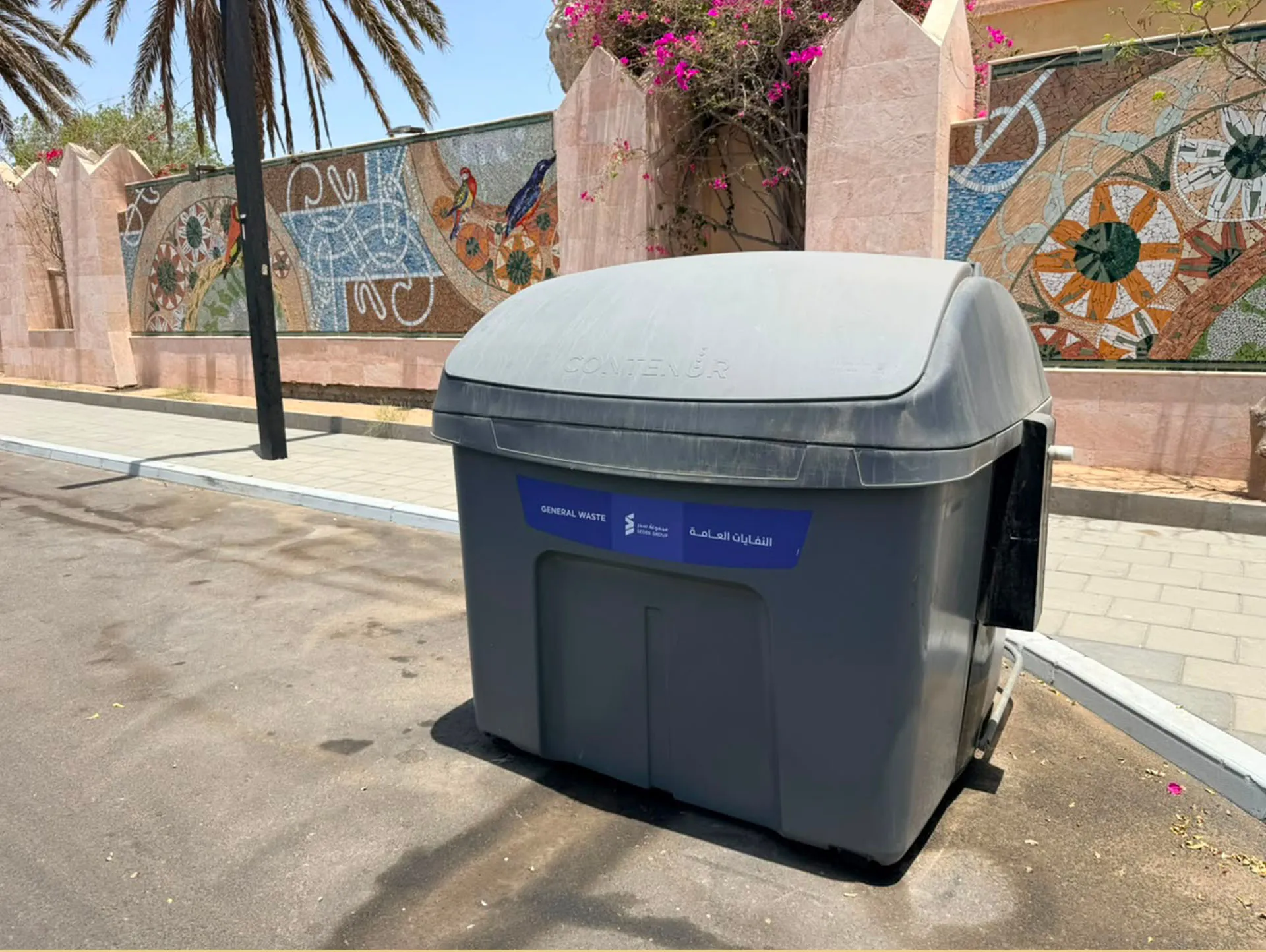 Jeddah apuesta por la innovación en la recogida de residuos con la implantación de los contenedores OVAL de CONTENUR
